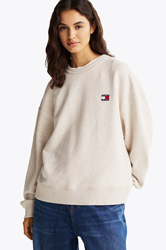 Tommy Jeans Kadın Sweatshirt DW0DW19408 Bej Tommy Jeans Kadın Sweatshirt DW0DW19408 Bej