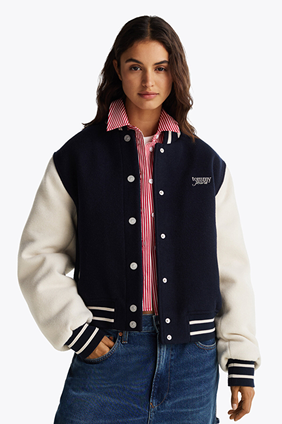 Tommy Jeans Kadın Ceket DW0DW19320 Mavi Tommy Jeans Kadın Ceket DW0DW19320 Mavi