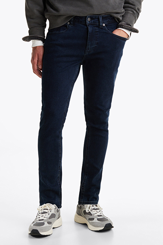 Tommy Jeans Erkek Kot Pantolon DM0DM21071 Tommy Jeans Erkek Kot Pantolon DM0DM21071