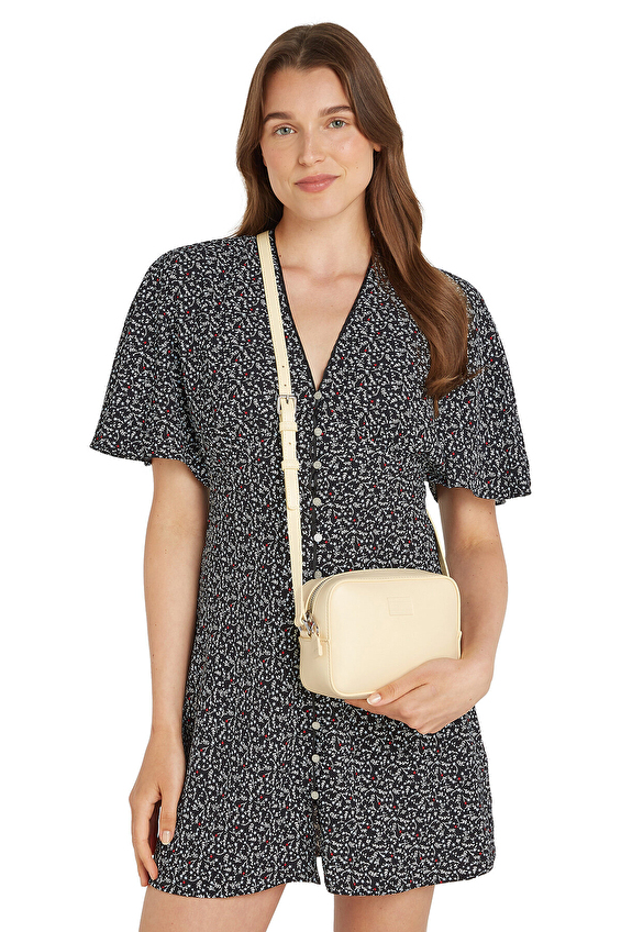 Tommy Jeans Kadın Çapraz Çanta AW0AW16964ZGB Sarı