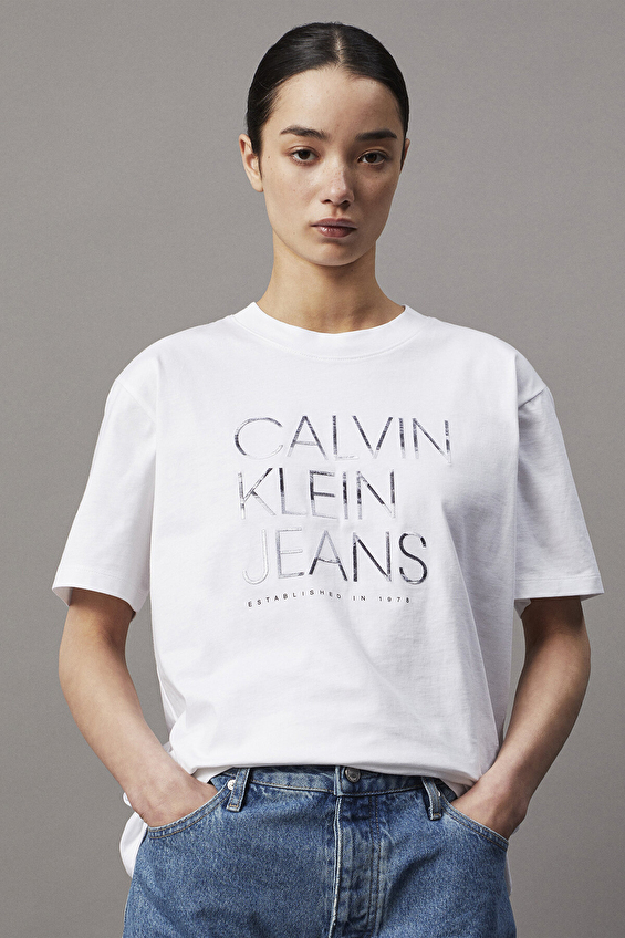 Calvin Klein Jeans Kadın Tişört J20J224987 Beyaz