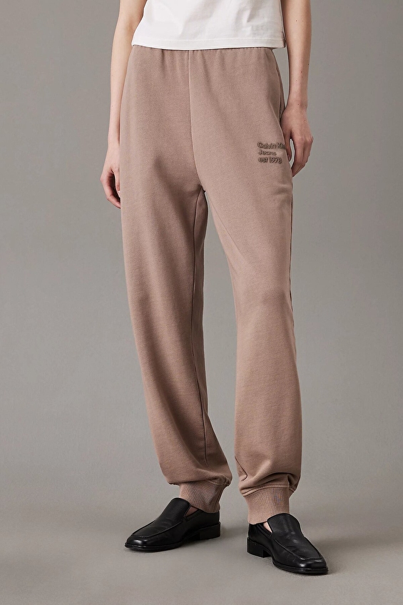 Calvin Klein Jeans Kadın Eşofman Altı J20J224989 Bej Calvin Klein Jeans Kadın Eşofman Altı J20J224989 Bej