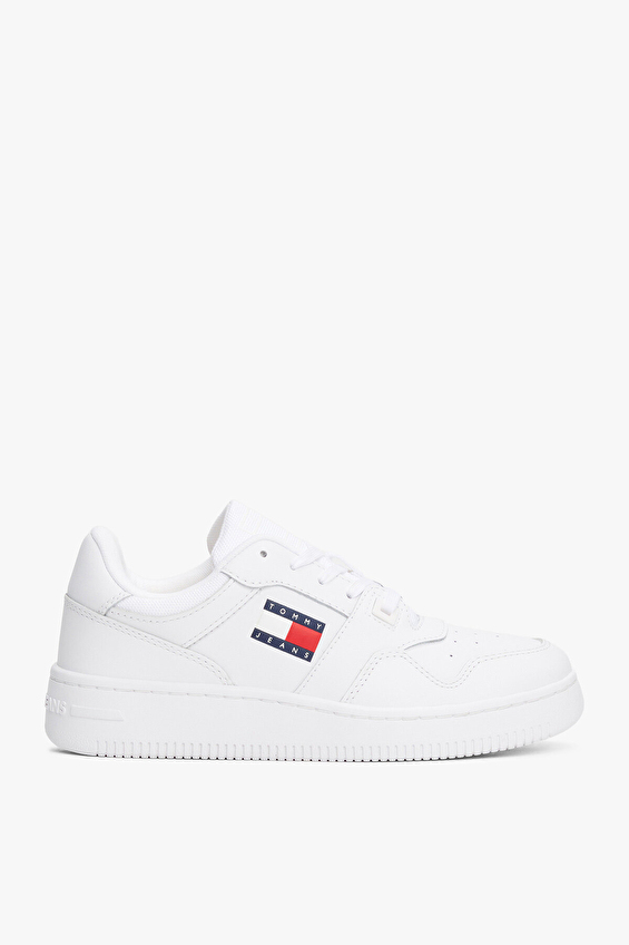 Tommy Jeans Bağcıklı Kadın Retro Basket Sneaker Ess Ayakkabı EN0EN02505YBS Beyaz Tommy Jeans Bağcıklı Kadın Retro Basket Sneaker Ess Ayakkabı EN0EN02505YBS Beyaz