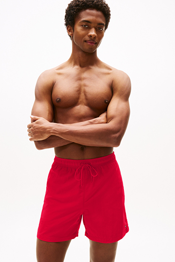 Tommy Hilfiger Erkek Mayo Şort UM0UM03477 XLD Kırmızı Tommy Hilfiger Erkek Mayo Şort UM0UM03477 XLD Kırmızı