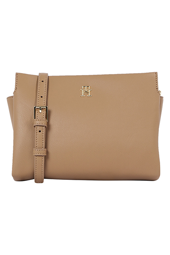 Tommy Hilfiger Kadın Çapraz Çanta AW0AW17225RBC Koyu bej Tommy Hilfiger Kadın Çapraz Çanta AW0AW17225RBC Koyu bej