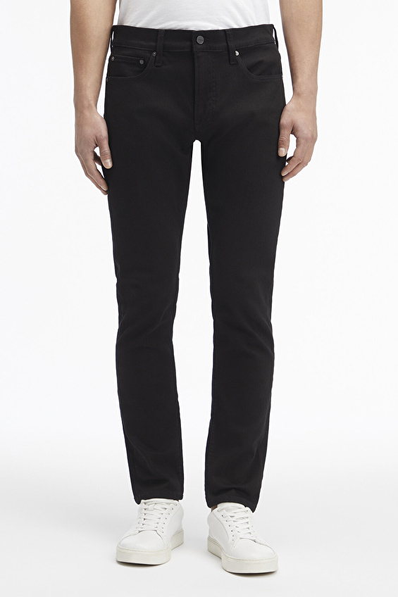 Calvin Klein Erkek Kot Pantolon K10K114421 Calvin Klein Erkek Kot Pantolon K10K114421