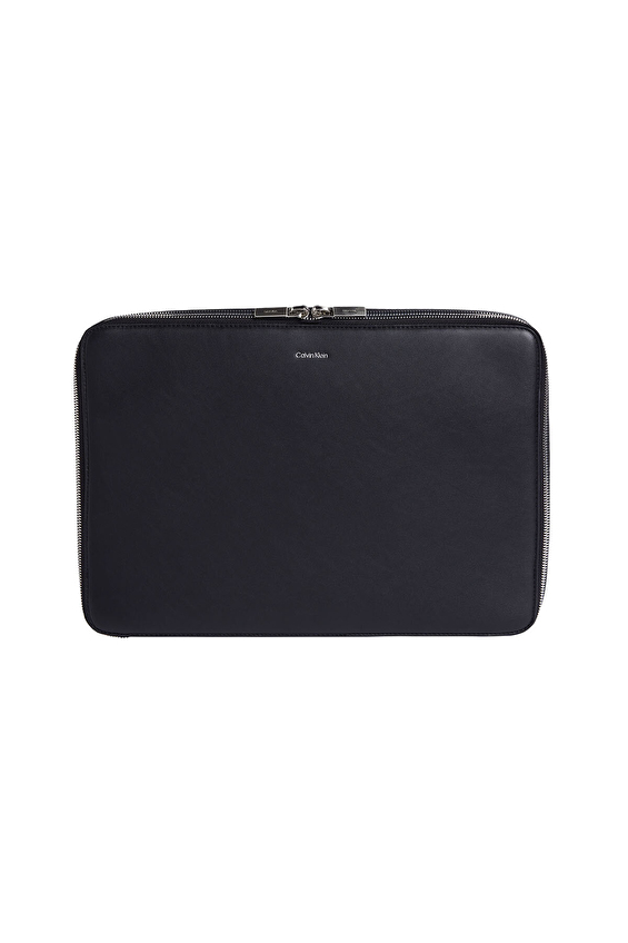 Calvin Klein Erkek El Çantası K50K513035 Siyah Calvin Klein Erkek El Çantası K50K513035 Siyah