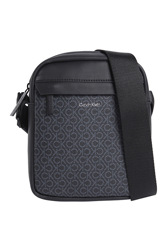 Calvin Klein Erkek Çapraz Çanta K50K5129090GJ Siyah Calvin Klein Erkek Çapraz Çanta K50K5129090GJ Siyah