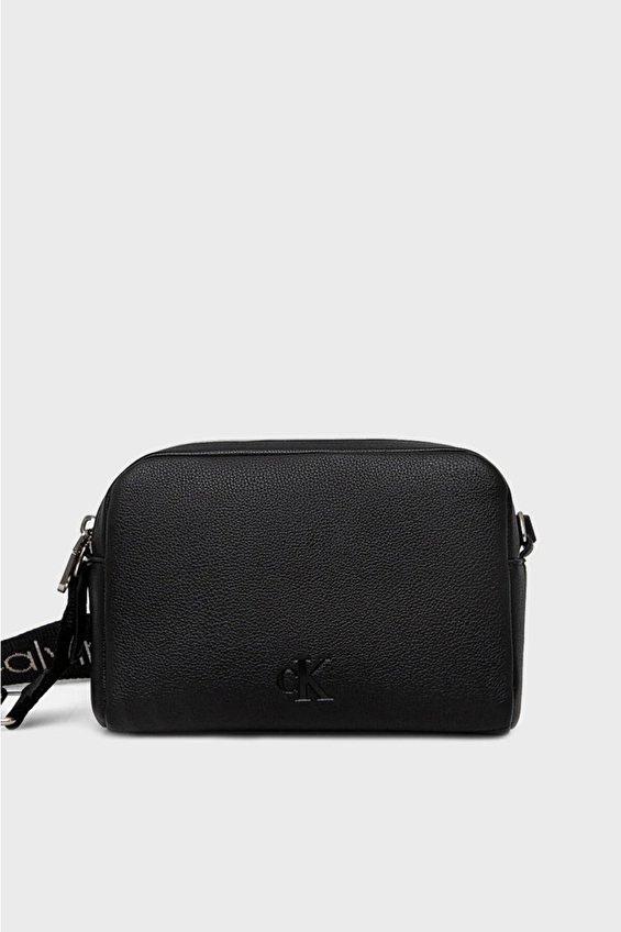 Calvin Klein Jeans Kadın Çapraz Çanta LV04K3124GUB1 Siyah Calvin Klein Jeans Kadın Çapraz Çanta LV04K3124GUB1 Siyah
