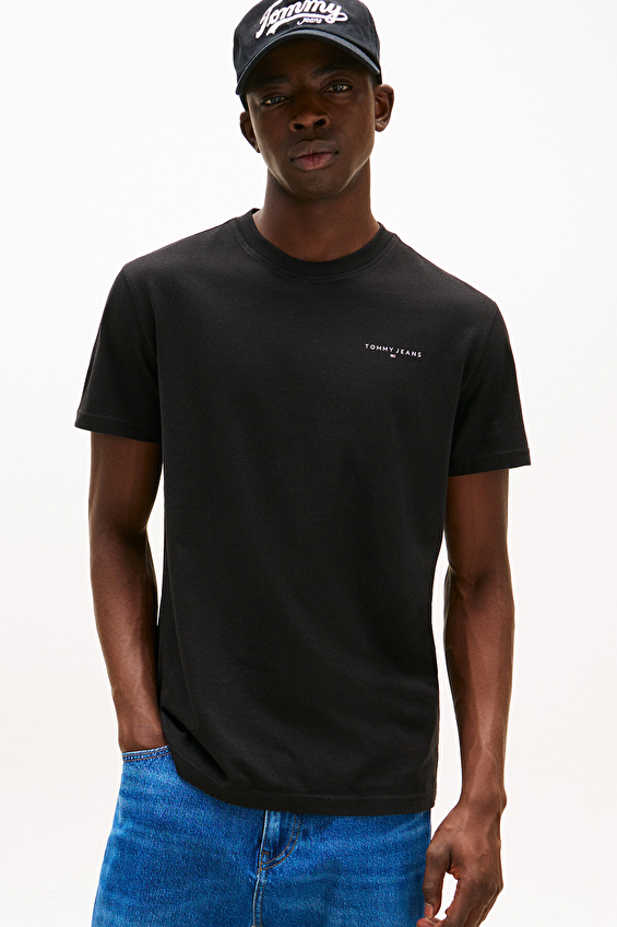 Tommy Jeans Slim Fit Erkek Tişört DM0DM21780 Siyah Tommy Jeans Slim Fit Erkek Tişört DM0DM21780 Siyah
