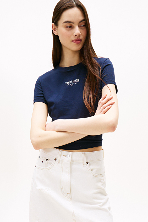 Tommy Jeans Kadın Tişört DW0DW20913 Mavi Tommy Jeans Kadın Tişört DW0DW20913 Mavi