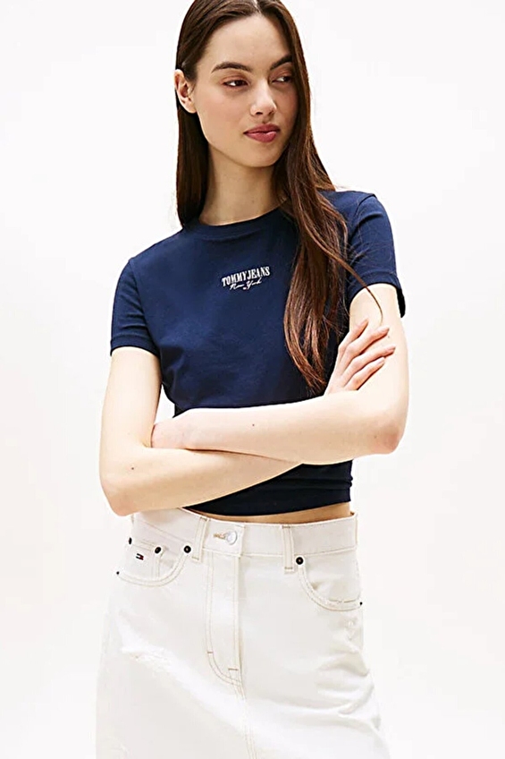 Tommy Jeans Kadın Tişört DW0DW20913 Lacivert Tommy Jeans Kadın Tişört DW0DW20913 Lacivert