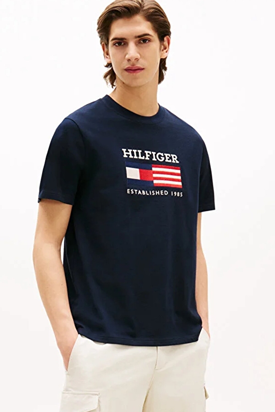 Tommy Hilfiger Erkek Tişört MW0MW39843 Indıgo Tommy Hilfiger Erkek Tişört MW0MW39843 Indıgo