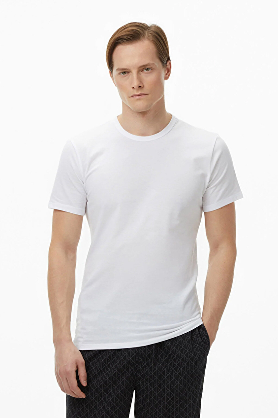 Calvin Klein Erkek 3'lü Atlet LV00NB41850JM Siyah/beyaz/kırmızı Calvin Klein Erkek 3'lü Atlet LV00NB41850JM Siyah/beyaz/kırmızı