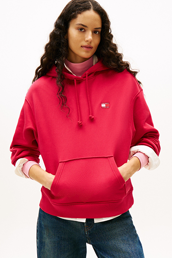 Tommy Jeans Kadın Sweatshirt DW0DW19414 Kırmızı Tommy Jeans Kadın Sweatshirt DW0DW19414 Kırmızı