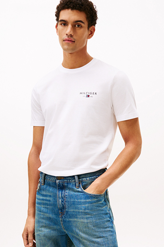 Tommy Hilfiger Erkek Tişört MW0MW41456 Beyaz Tommy Hilfiger Erkek Tişört MW0MW41456 Beyaz