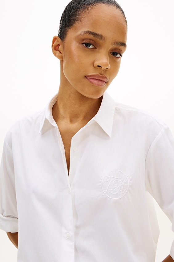 Tommy Hilfiger Kadın Gömlek WW0WW48190 Beyaz Tommy Hilfiger Kadın Gömlek WW0WW48190 Beyaz