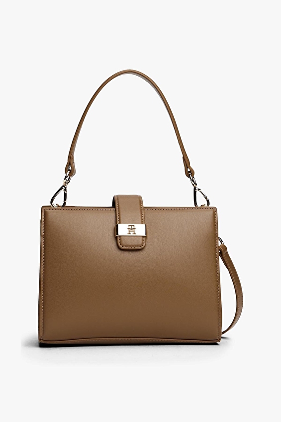 Tommy Hilfiger Kadın El Çantası AW0AW18286R07 Kahve Tommy Hilfiger Kadın El Çantası AW0AW18286R07 Kahve