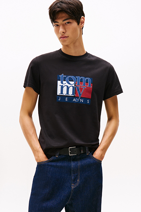 Tommy Jeans Erkek Tişört DM0DM21977 Siyah Tommy Jeans Erkek Tişört DM0DM21977 Siyah