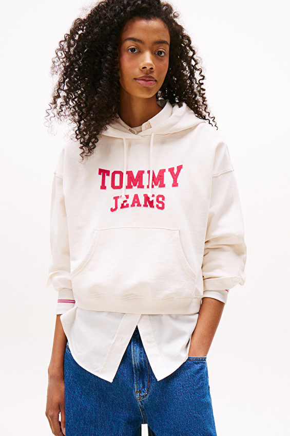 Tommy Jeans Kadın Sweatshirt DW0DW21598 Beyaz Tommy Jeans Kadın Sweatshirt DW0DW21598 Beyaz