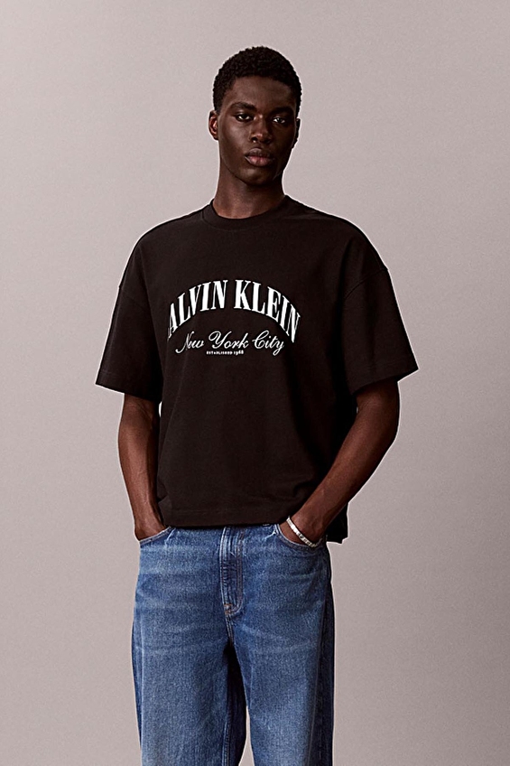 Calvin Klein Jeans Erkek Tişört LV04RF229G Siyah Calvin Klein Jeans Erkek Tişört LV04RF229G Siyah