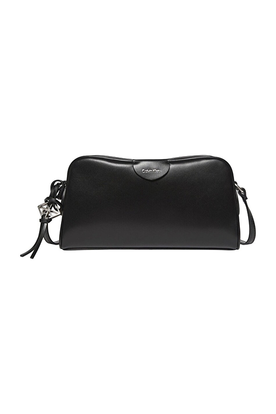 Calvin Klein Kadın Çapraz Çanta LV04F3370GUB1 Siyah Calvin Klein Kadın Çapraz Çanta LV04F3370GUB1 Siyah