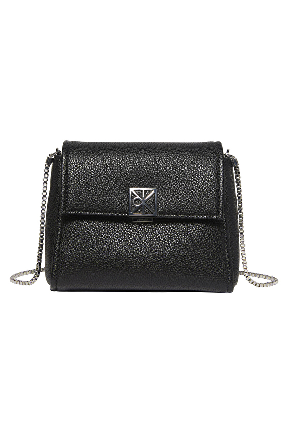 Calvin Klein Kadın Çapraz Çanta LV04F3511GUB1 Siyah Calvin Klein Kadın Çapraz Çanta LV04F3511GUB1 Siyah