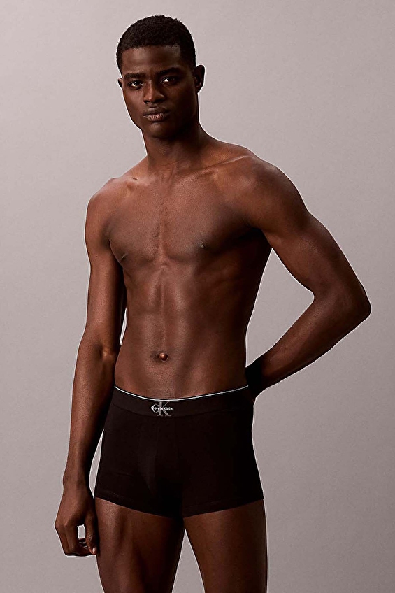 Calvin Klein Erkek 3'lü Boxer LV00NB4472UB1 Siyah Calvin Klein Erkek 3'lü Boxer LV00NB4472UB1 Siyah