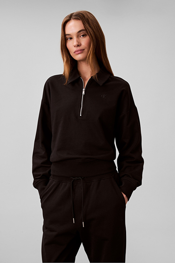 Calvin Klein Jeans Kadın Sweatshirt LV047E235G Siyah Calvin Klein Jeans Kadın Sweatshirt LV047E235G Siyah