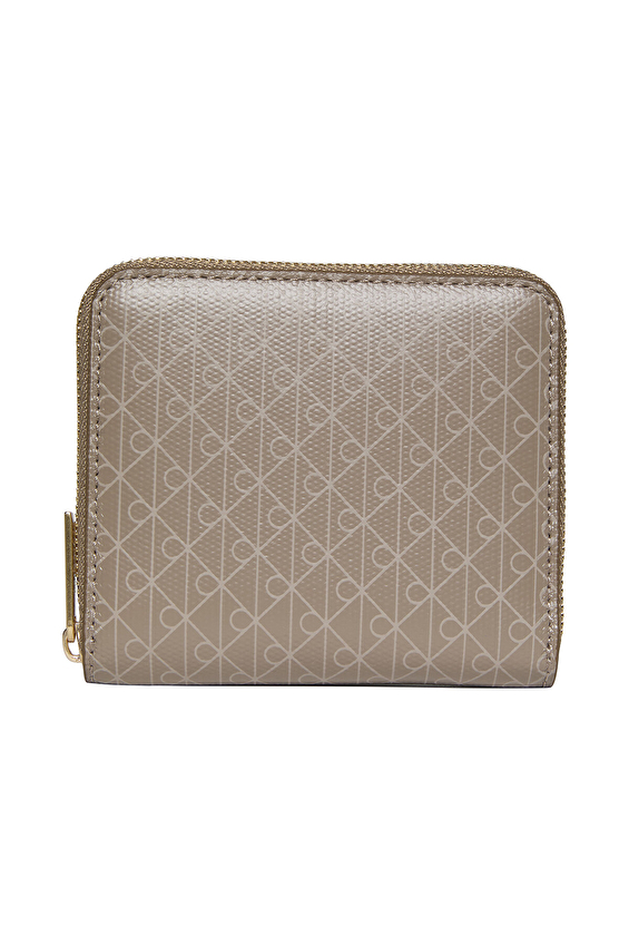 Calvin Klein Kadın Cüzdan LV04F1089G3I6 Kahve Calvin Klein Kadın Cüzdan LV04F1089G3I6 Kahve