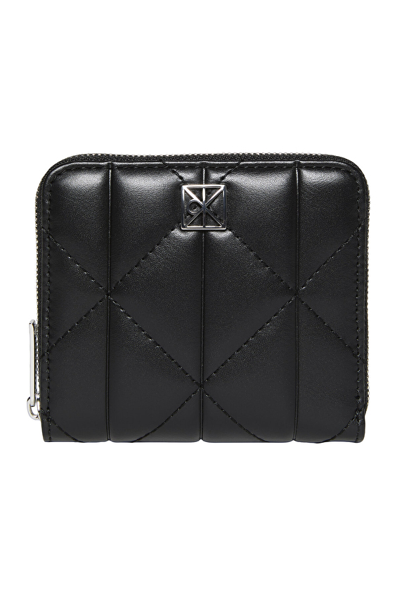 Calvin Klein Kadın Cüzdan LV04F1121GUB1 Siyah Calvin Klein Kadın Cüzdan LV04F1121GUB1 Siyah