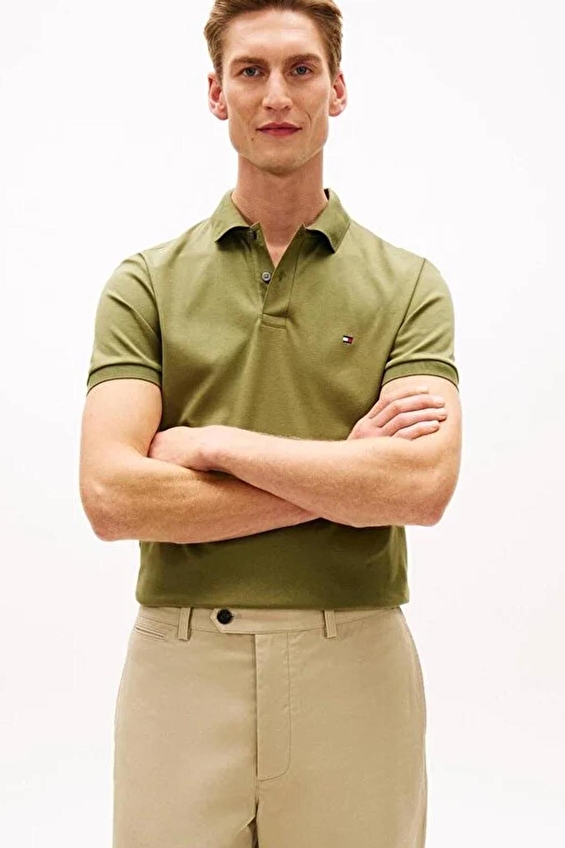 Tommy Hilfiger Erkek Tişört MW0MW39994 Yesıl Tommy Hilfiger Erkek Tişört MW0MW39994 Yesıl