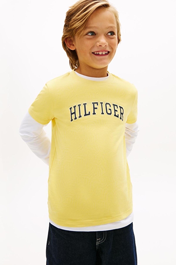 Tommy Hilfiger Erkek Çocuk Tişört KB0KB10420 Tommy Hilfiger Erkek Çocuk Tişört KB0KB10420