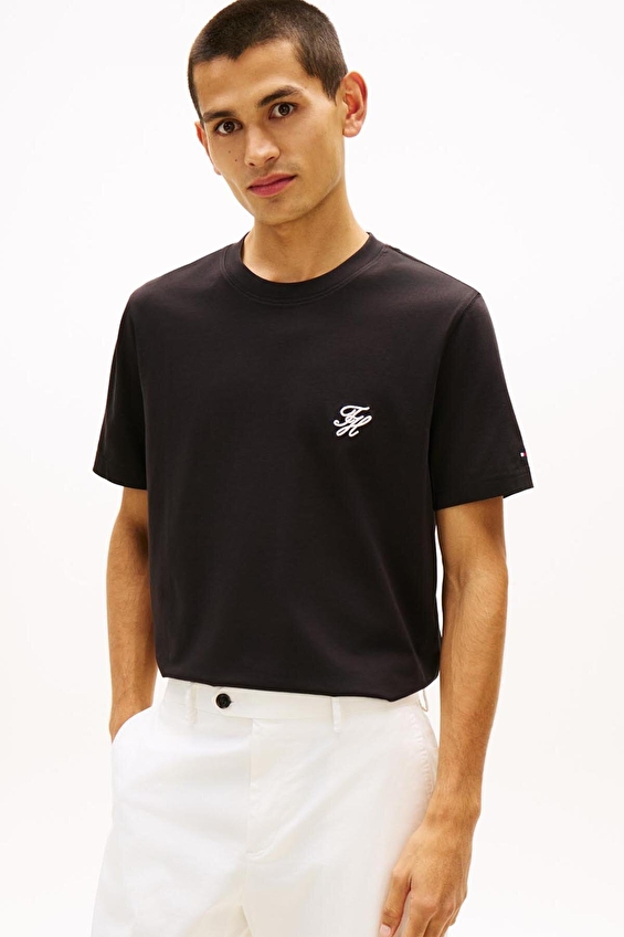 Tommy Hilfiger Erkek Tişört MW0MW43066 Siyah Tommy Hilfiger Erkek Tişört MW0MW43066 Siyah