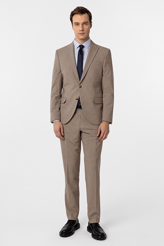 Süvari Slim Fit Sivri Yaka Erkek Takım Elbise 1006900338 Sütlü kahve Süvari Slim Fit Sivri Yaka Erkek Takım Elbise 1006900338 Sütlü kahve