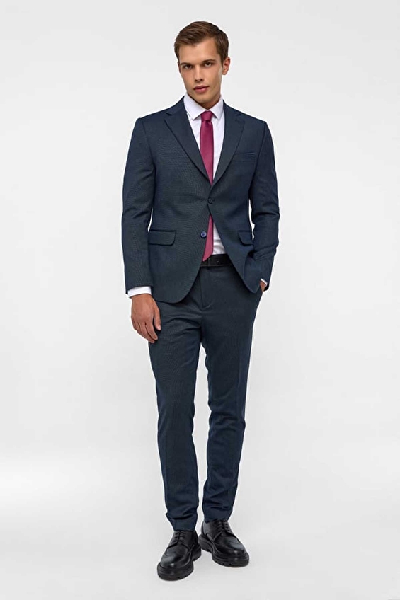 Süvari Mono Yaka Slim Fit Erkek Takım Elbise 1020000324 Lacivert Süvari Mono Yaka Slim Fit Erkek Takım Elbise 1020000324 Lacivert