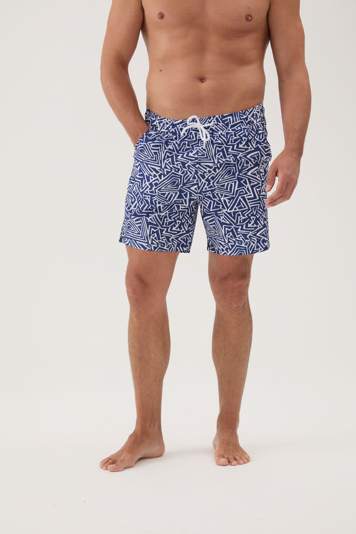 Cottons & Clouds Beli Lastikli Regular Fit Su İtici İp Bağlamalı Erkek İki Yan Cep Detaylı Özellikli Mayo Şort CC0703 Desenli