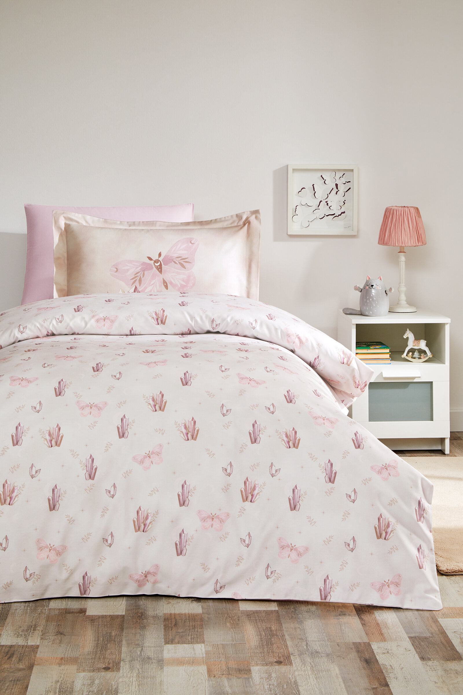 Cottons & Clouds Butterfly Lastikli Çarşaf Tek Kişilik Saten Nevresim Takımı